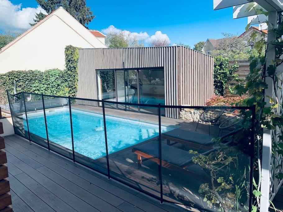 Appartement Proche Asterix, Stade De France, Chantilly, Roissy, Piscine Saisonniere La Chapelle-en-Serval Εξωτερικό φωτογραφία