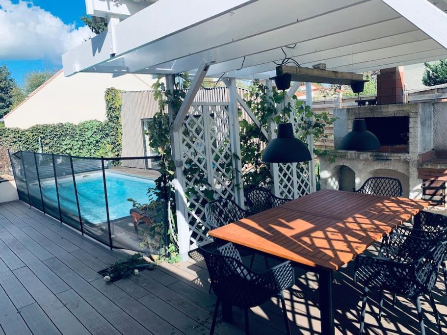 Appartement Proche Asterix, Stade De France, Chantilly, Roissy, Piscine Saisonniere La Chapelle-en-Serval Εξωτερικό φωτογραφία
